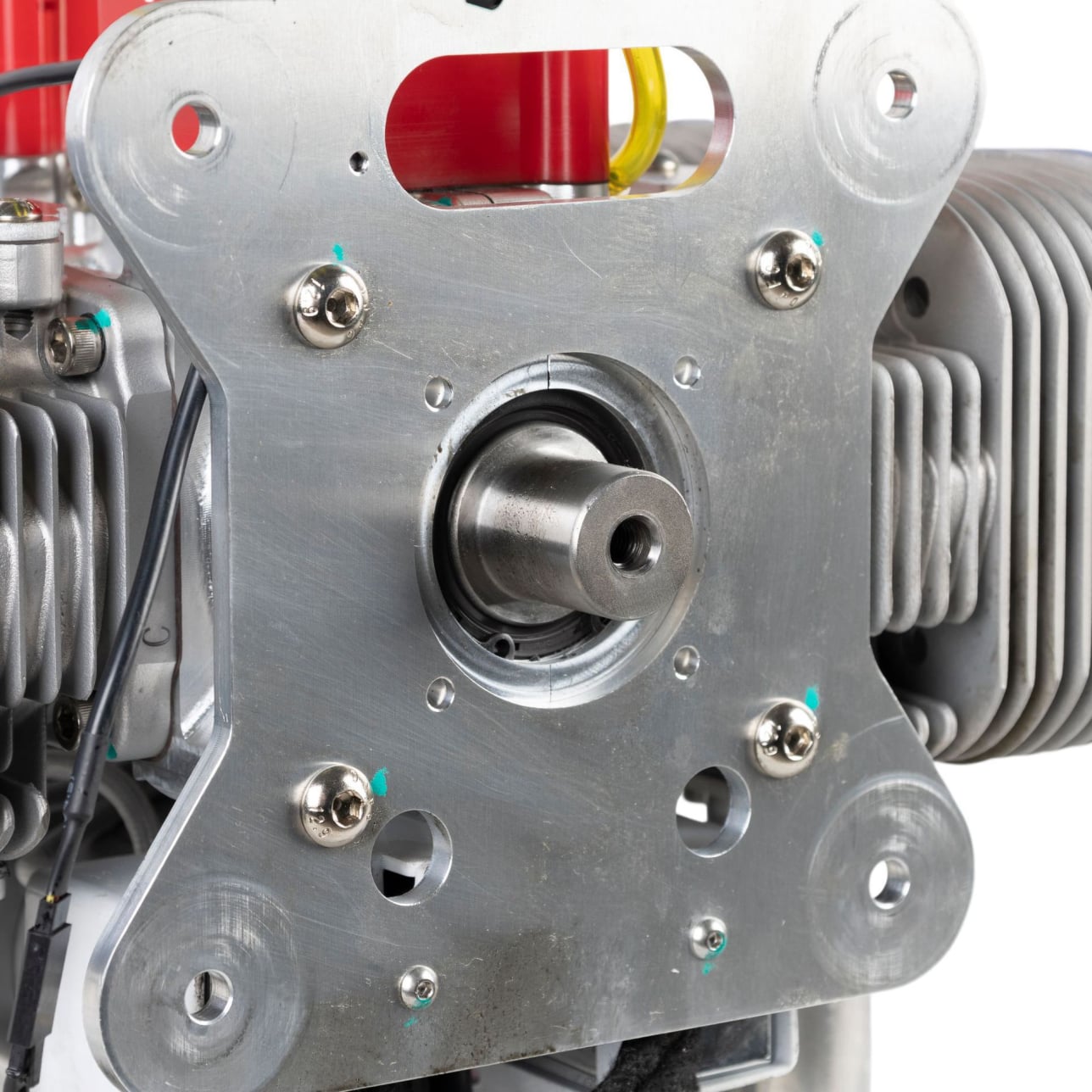 PM275E engine detail 4